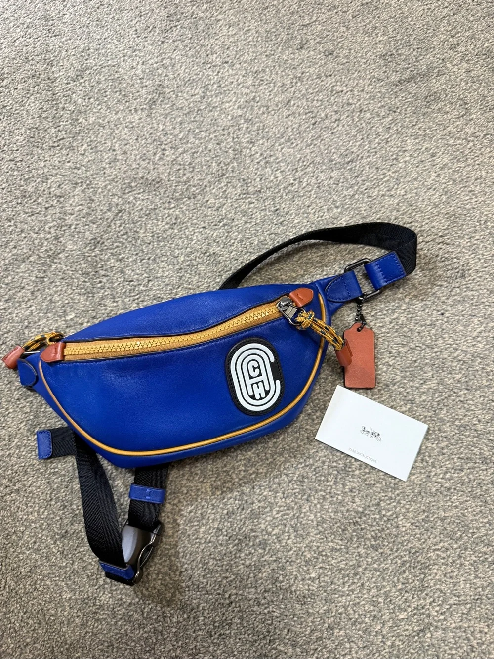 EUC Unisex Coach Rivington Belt Bag Blue Leather Waist Bag 13" x 5" - Picture 7 of 8
